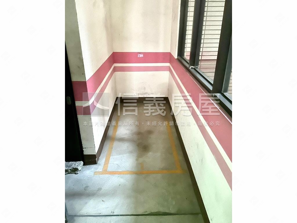 農十六飛揚三房房屋室內格局與周邊環境