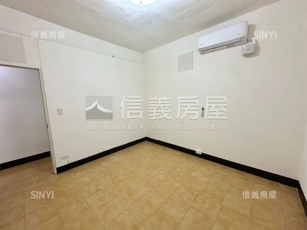 裕隆城美妝戶房屋室內格局與周邊環境