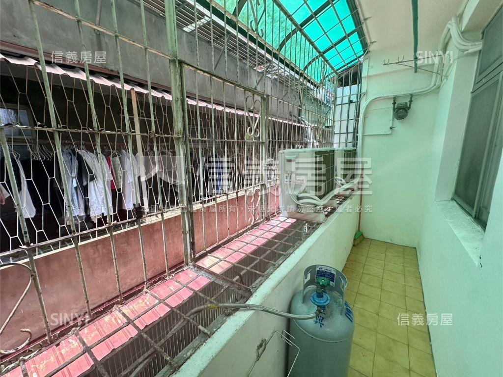 裕隆城美妝戶房屋室內格局與周邊環境