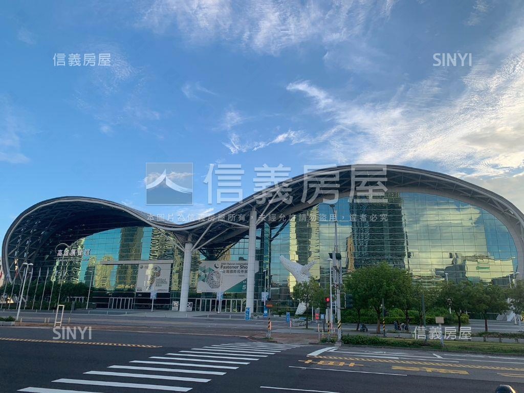 近展覽館三面採光百坪商辦房屋室內格局與周邊環境