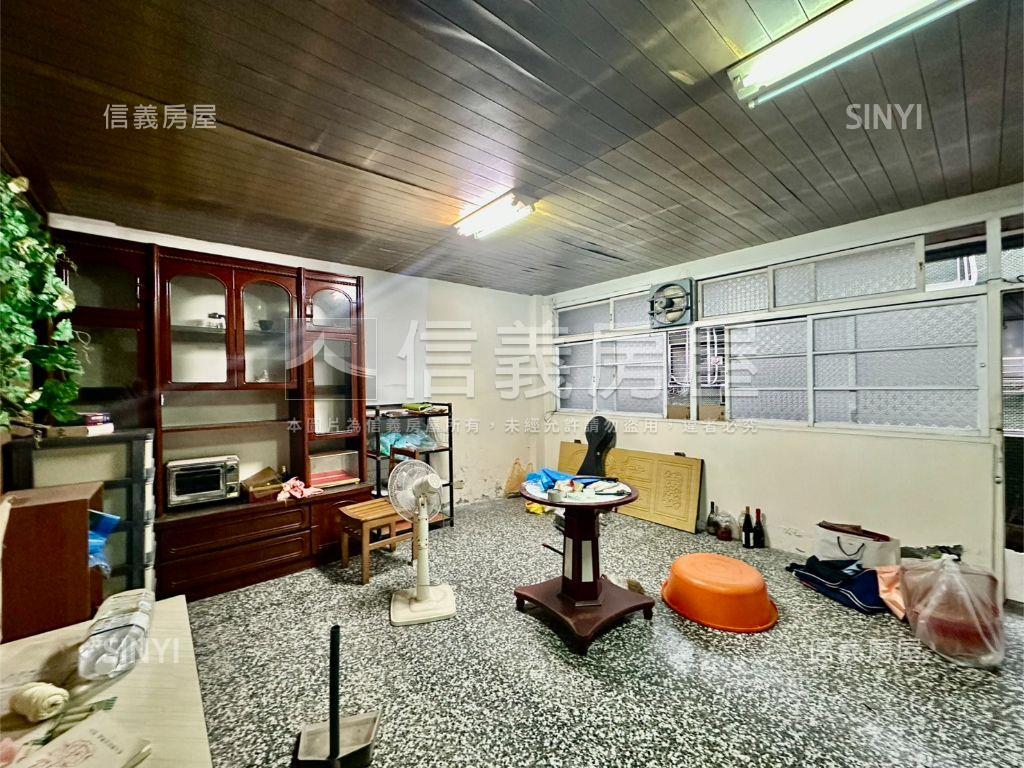 德昌街優質４樓＋頂加房屋室內格局與周邊環境