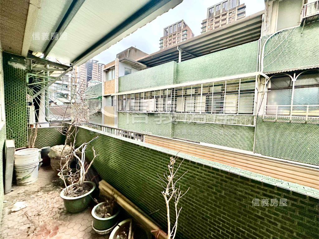 德昌街優質４樓＋頂加房屋室內格局與周邊環境