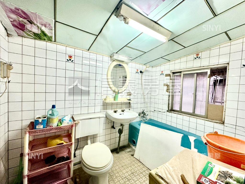 德昌街優質４樓＋頂加房屋室內格局與周邊環境