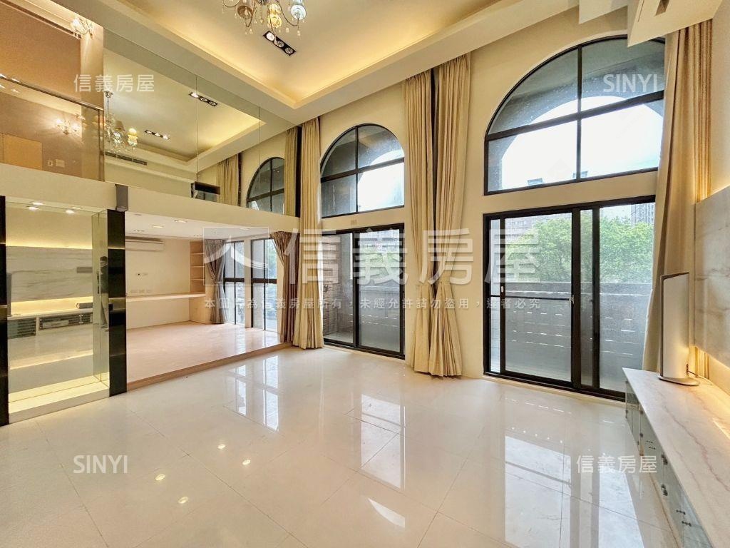 遠百旁家華國寶二房平車房屋室內格局與周邊環境