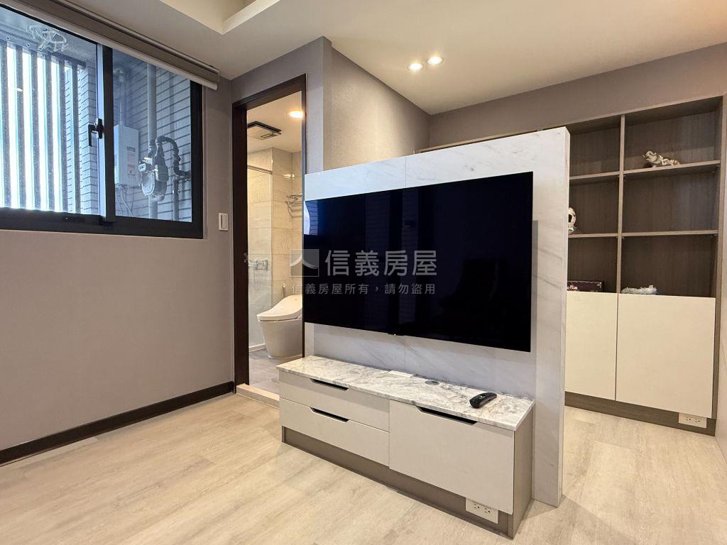 專任。科博之櫻裝潢帝王戶房屋室內格局與周邊環境