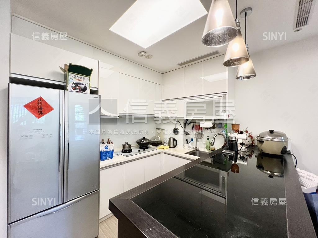 新潤城峰樹海美景房屋室內格局與周邊環境