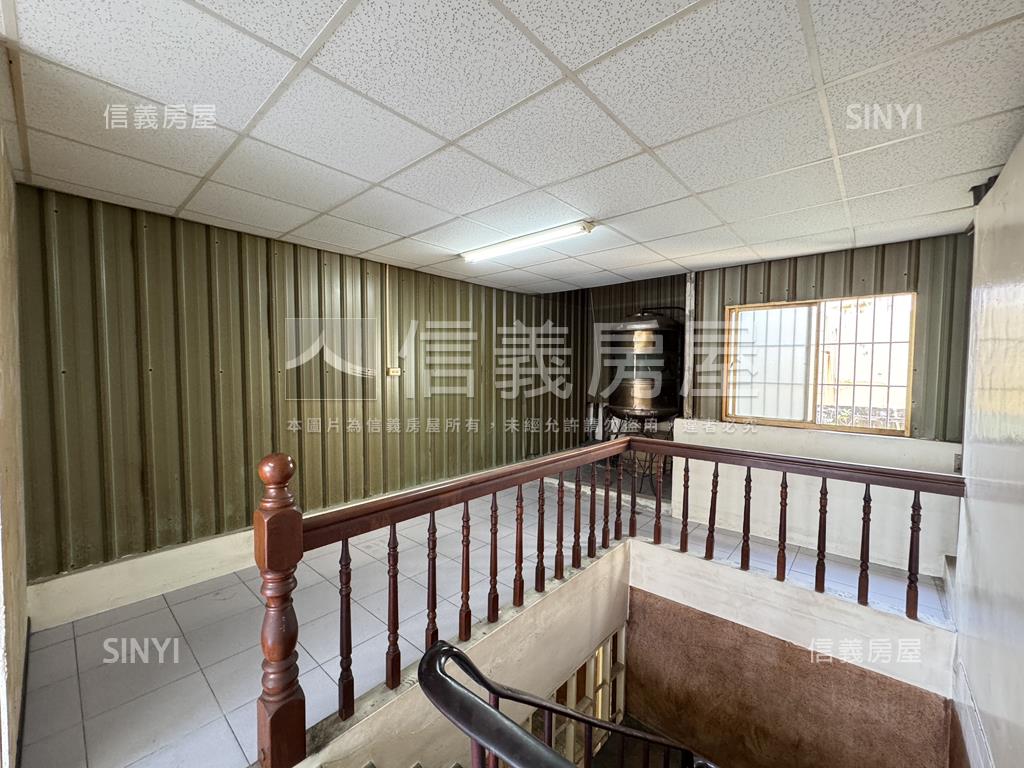 瑞隆８米正樓ＲＣ騎樓透天房屋室內格局與周邊環境
