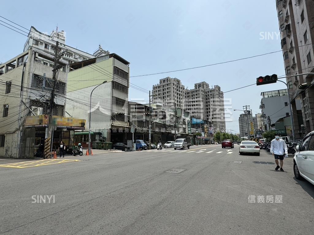 正中興路。透天店面房屋室內格局與周邊環境