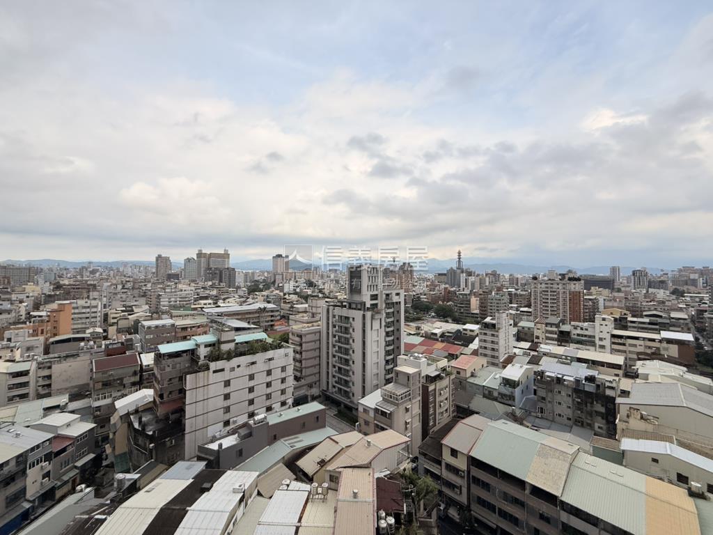 新案✦華太松庭✦遠眺群山房屋室內格局與周邊環境