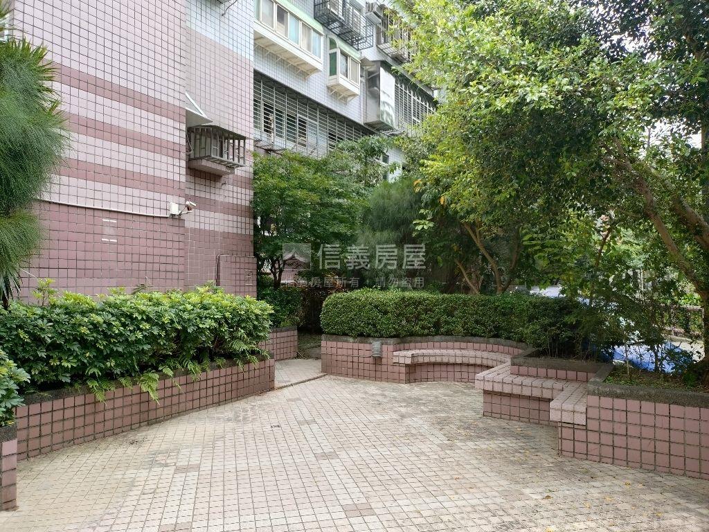 西湖大第優質裝潢三房房屋室內格局與周邊環境
