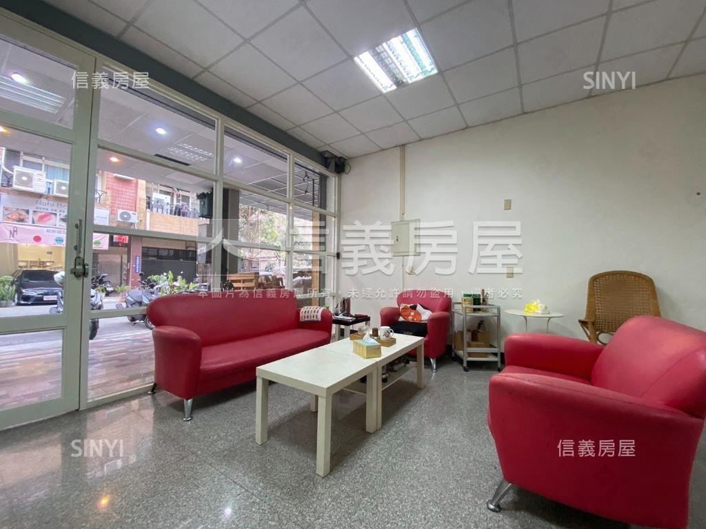 人潮市場旁◆大面寬金住店房屋室內格局與周邊環境
