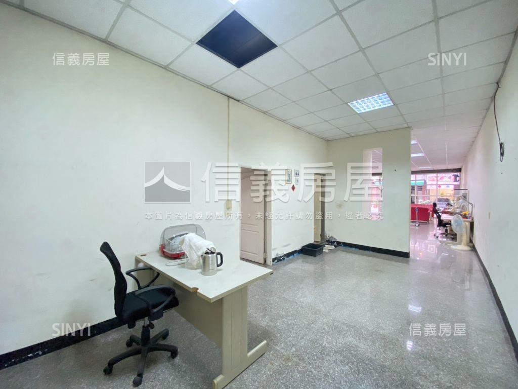 人潮市場旁◆大面寬金住店房屋室內格局與周邊環境