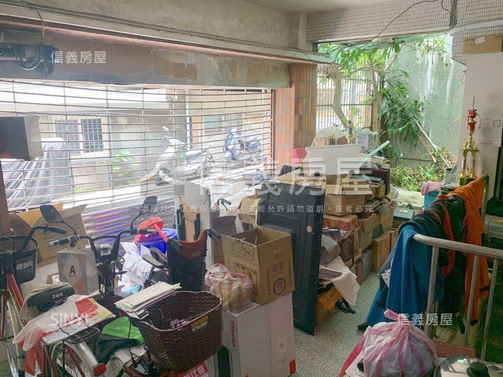 近家樂福寧靜大空間房屋室內格局與周邊環境