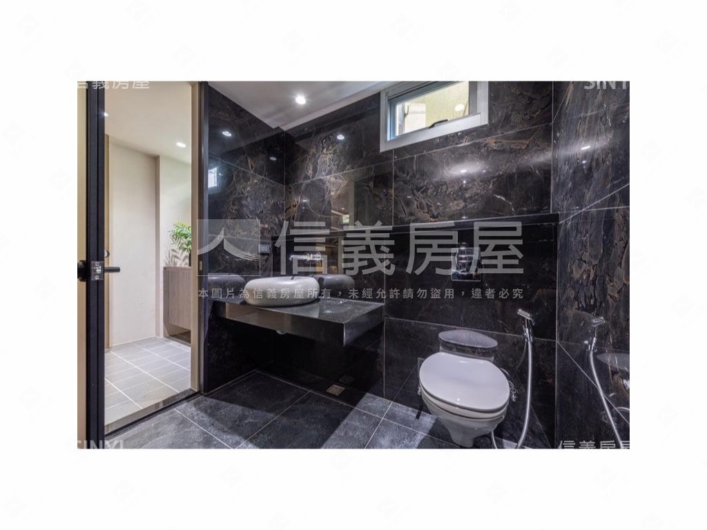 中正東路設計師的美屋房屋室內格局與周邊環境