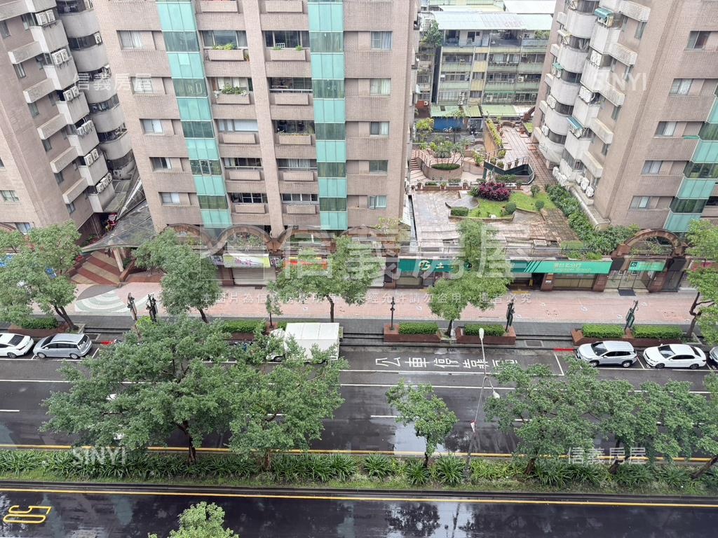 松德８８邊間高樓二房車位房屋室內格局與周邊環境