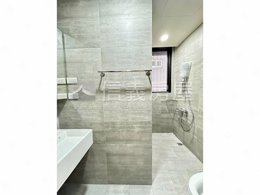 松德８８邊間高樓二房車位房屋室內格局與周邊環境