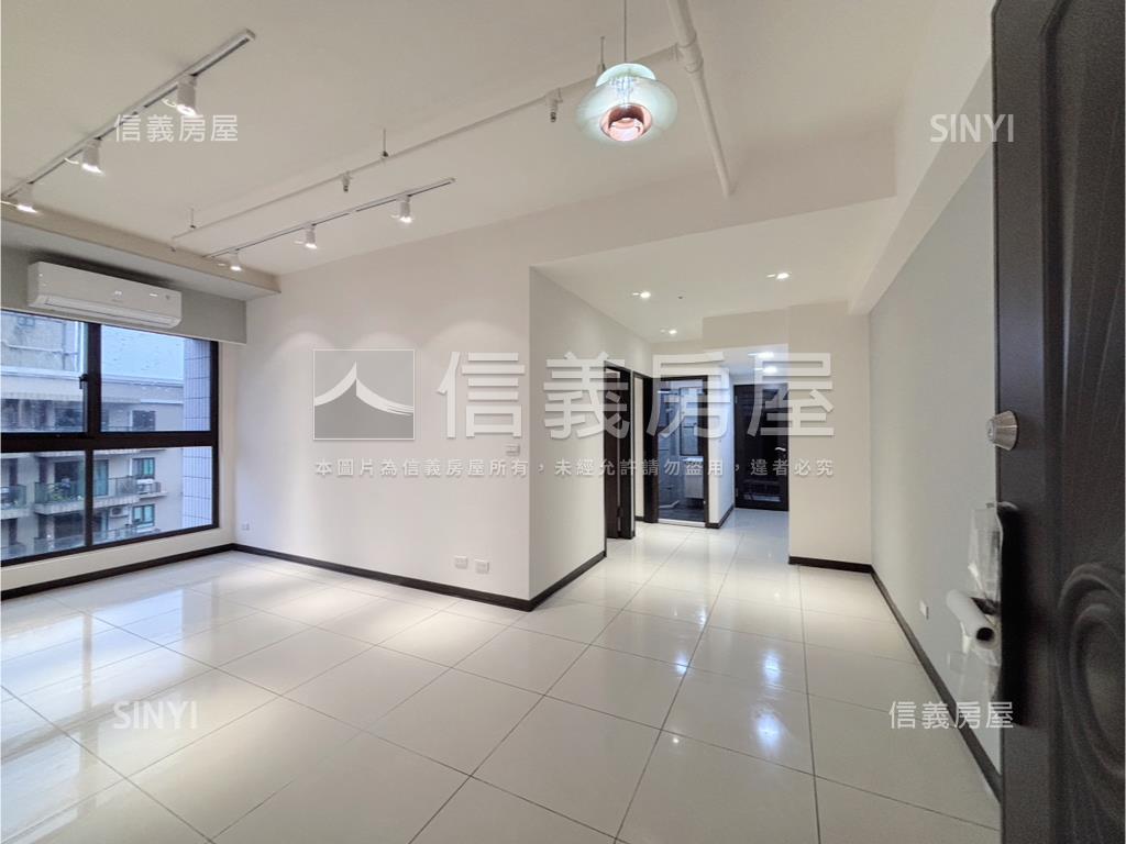 鴻灃青溫馨明亮美宅房屋室內格局與周邊環境