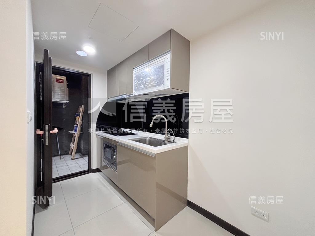 鴻灃青溫馨明亮美宅房屋室內格局與周邊環境