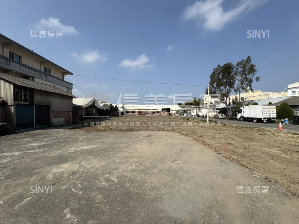 彰化埔鹽約７０２坪乙工房屋室內格局與周邊環境