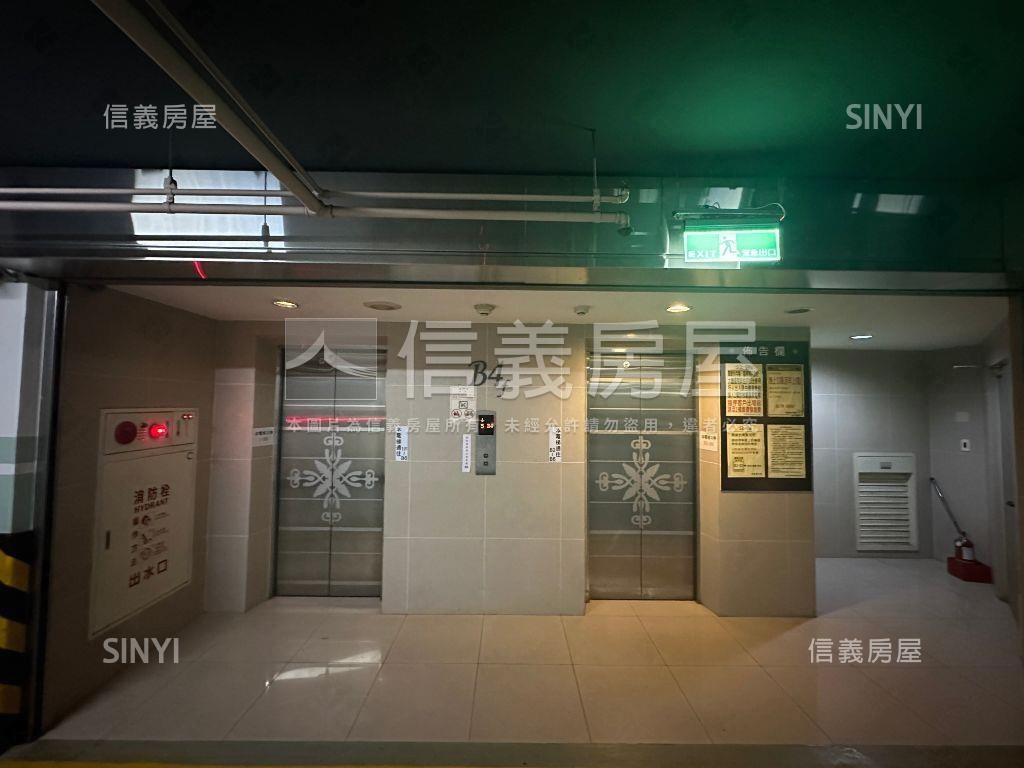 基泰之星頂樓大露臺房屋室內格局與周邊環境