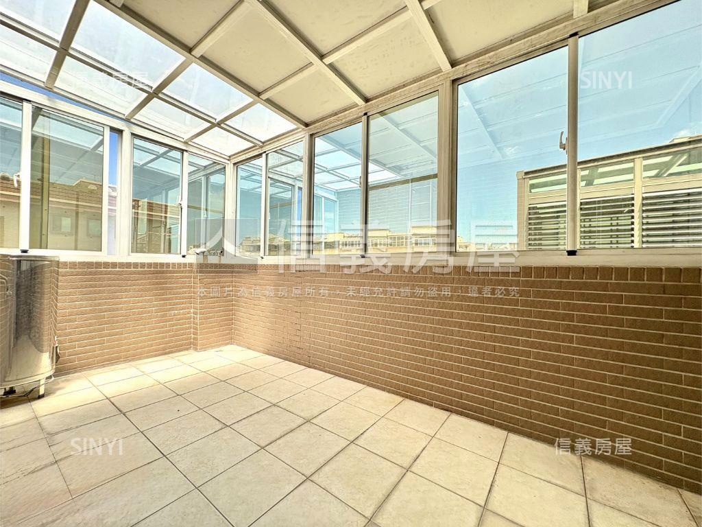 虎尾寮｜朝南臨路庭院別墅房屋室內格局與周邊環境