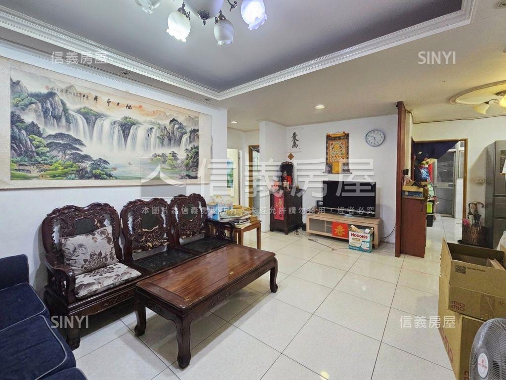 亞東捷運旁三房美寓房屋室內格局與周邊環境