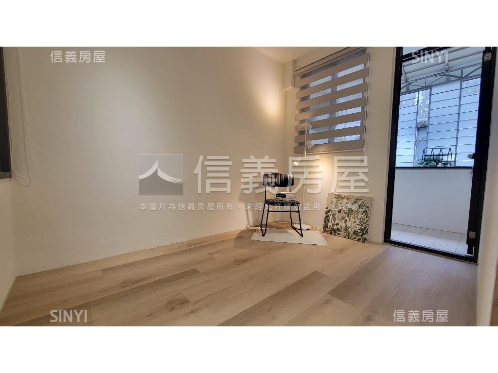 未來捷運裝潢二房美屋ＩＩ房屋室內格局與周邊環境