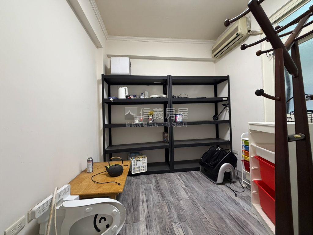 仁愛路裝潢美三房公寓房屋室內格局與周邊環境