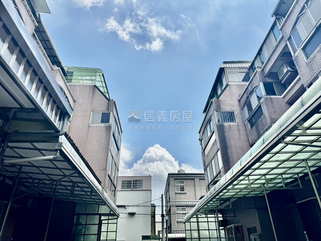 舒適生活。靜巷邊間透天房屋室內格局與周邊環境