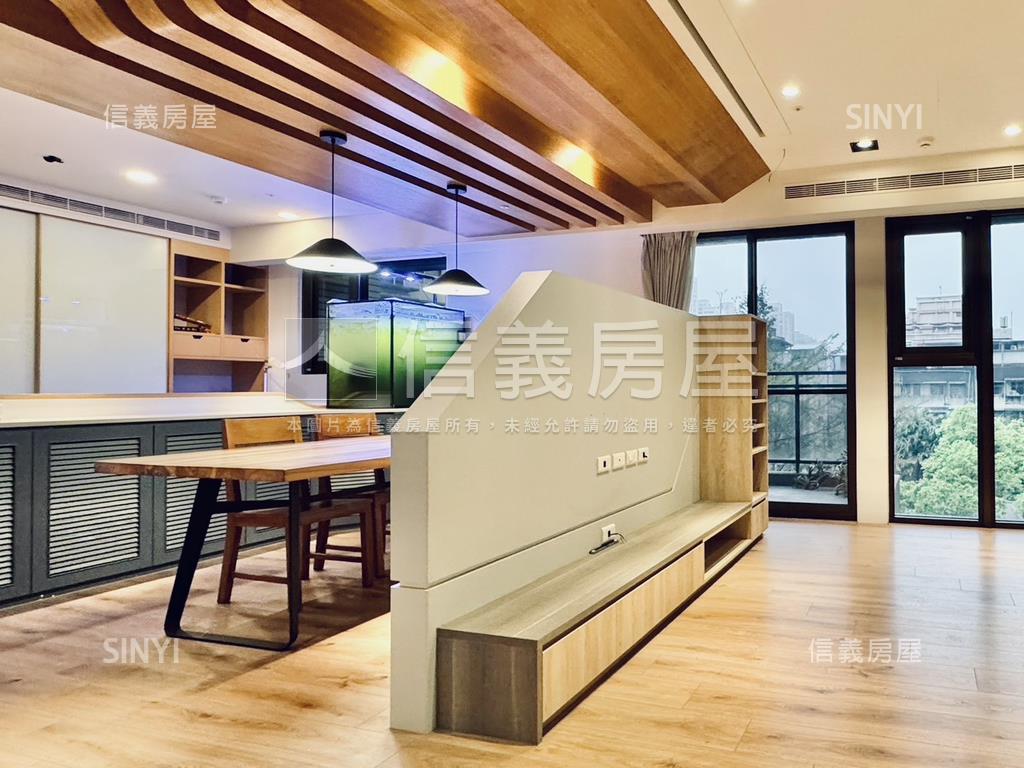 合康雲極Ｃ棟三房裝潢豪邸房屋室內格局與周邊環境