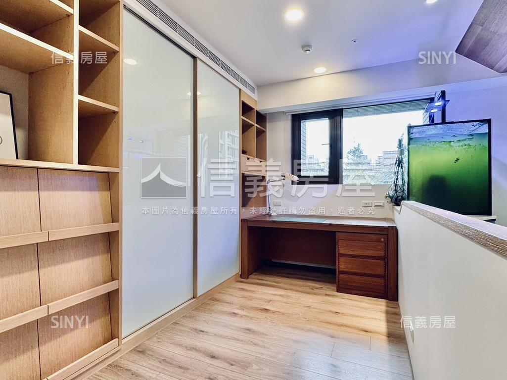 合康雲極Ｃ棟三房裝潢豪邸房屋室內格局與周邊環境