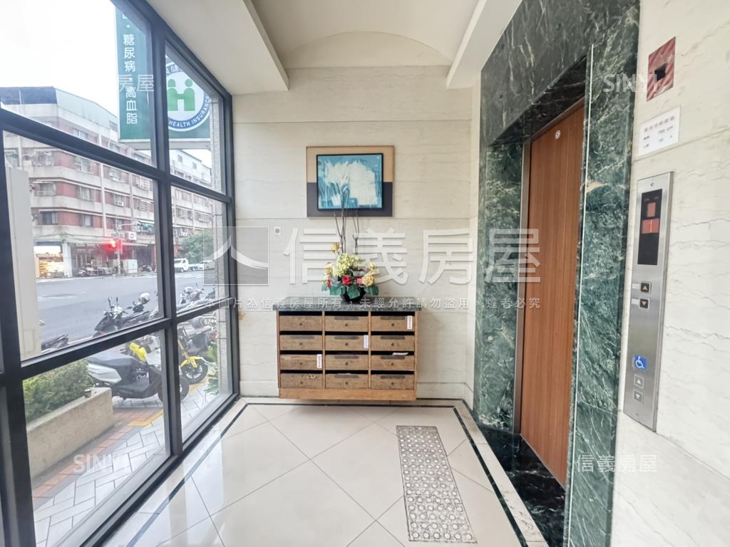 愛河戀陽台進出溫馨三房房屋室內格局與周邊環境