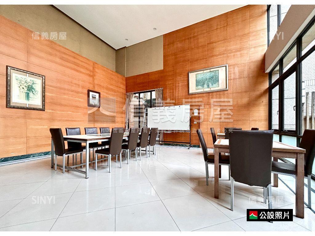 愛河戀陽台進出溫馨三房房屋室內格局與周邊環境