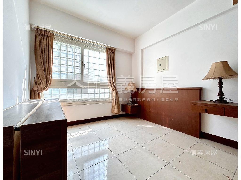 面寬質感優美孝親房車墅✨房屋室內格局與周邊環境