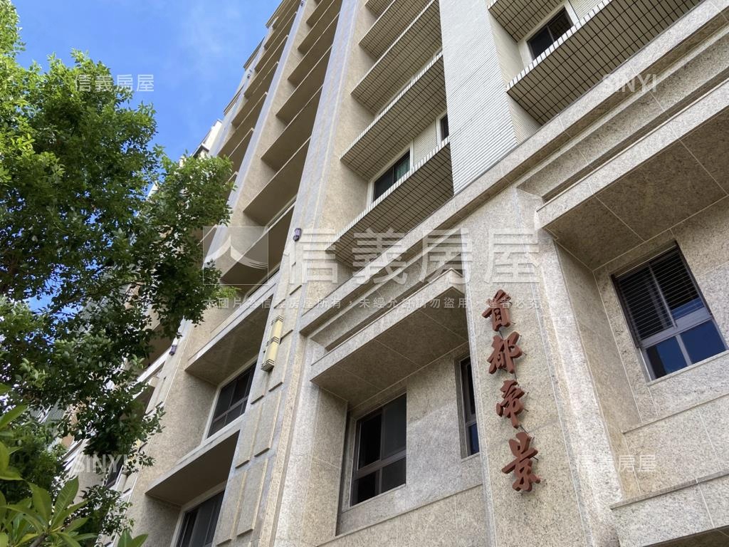 首都帝景美裝坡平車位房屋室內格局與周邊環境