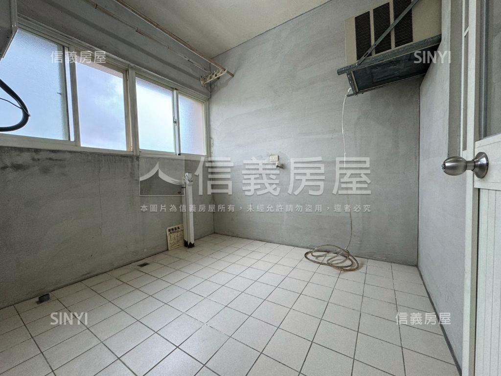 春福生活大賞四房平面車位房屋室內格局與周邊環境