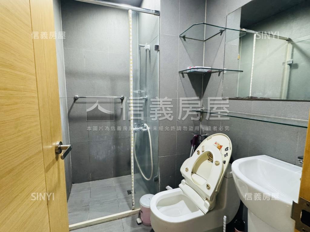 南方之星挑高小宅房屋室內格局與周邊環境