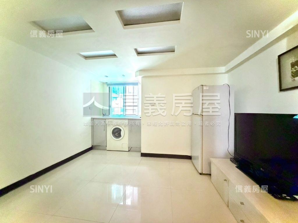 遠企之戀挑高後棟寂靜美宅房屋室內格局與周邊環境