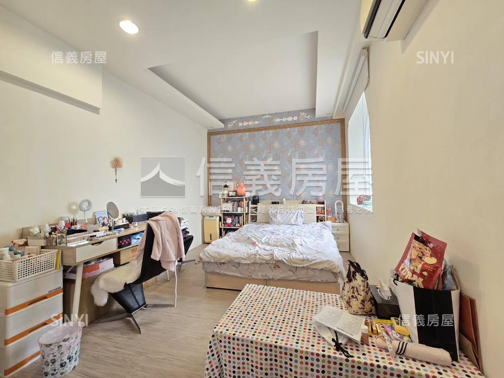 近南平市場面寬美透天店面房屋室內格局與周邊環境