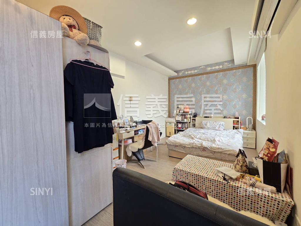 近南平市場面寬美透天店面房屋室內格局與周邊環境