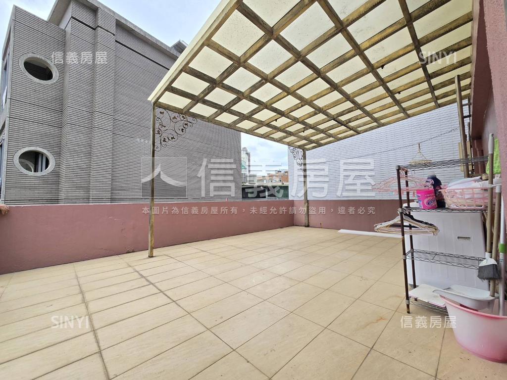 近南平市場面寬美透天店面房屋室內格局與周邊環境