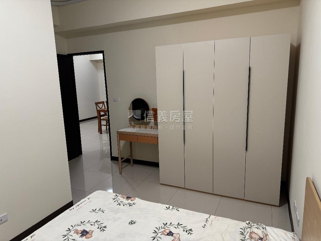 歸仁高鐵１０樓房屋室內格局與周邊環境