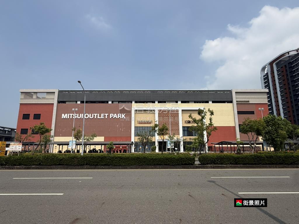 近台南高鐵｜兩房平車房屋室內格局與周邊環境