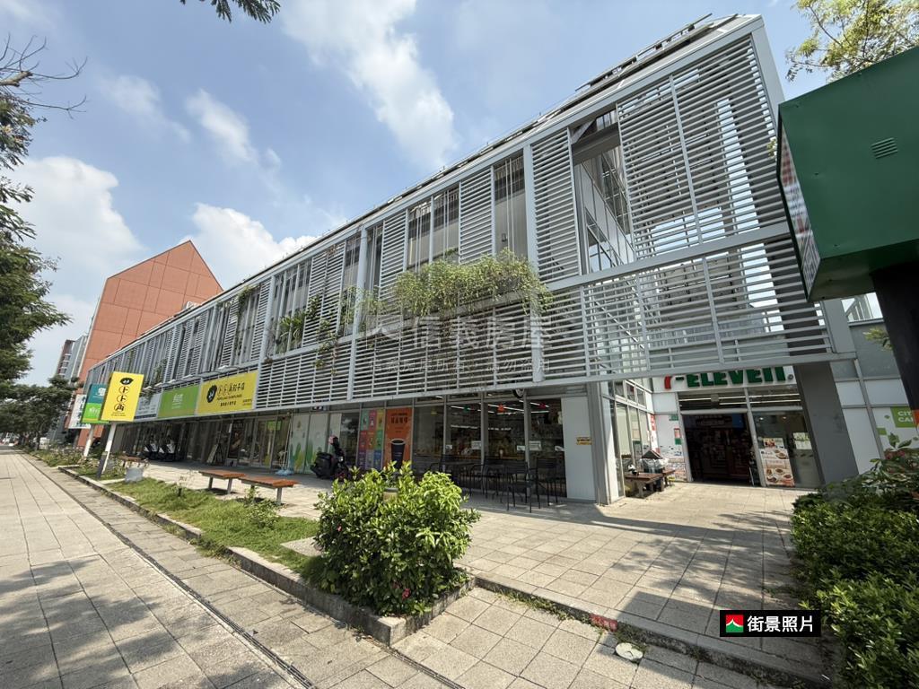 近台南高鐵｜兩房平車房屋室內格局與周邊環境