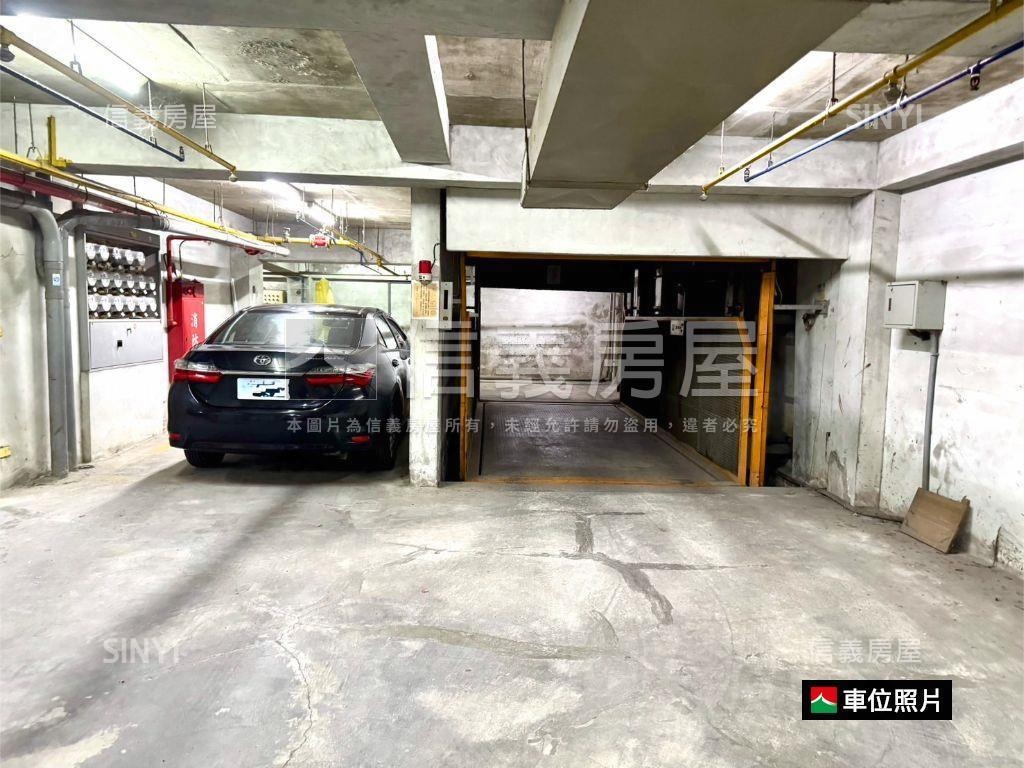 近巨蛋。小資三房車位房屋室內格局與周邊環境
