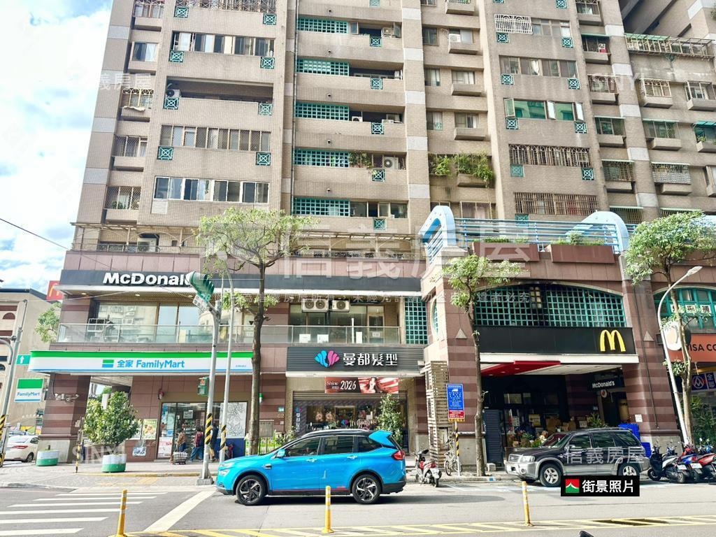 新埔捷運帶裝潢三房車位房屋室內格局與周邊環境