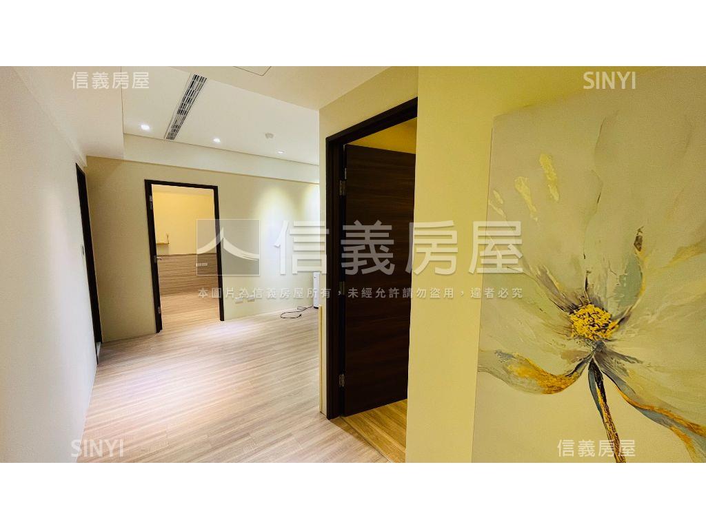 青埔Ａ＋兩房車位房屋室內格局與周邊環境