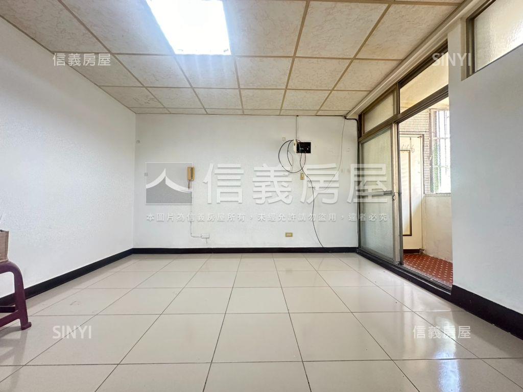 公園首購兩房房屋室內格局與周邊環境
