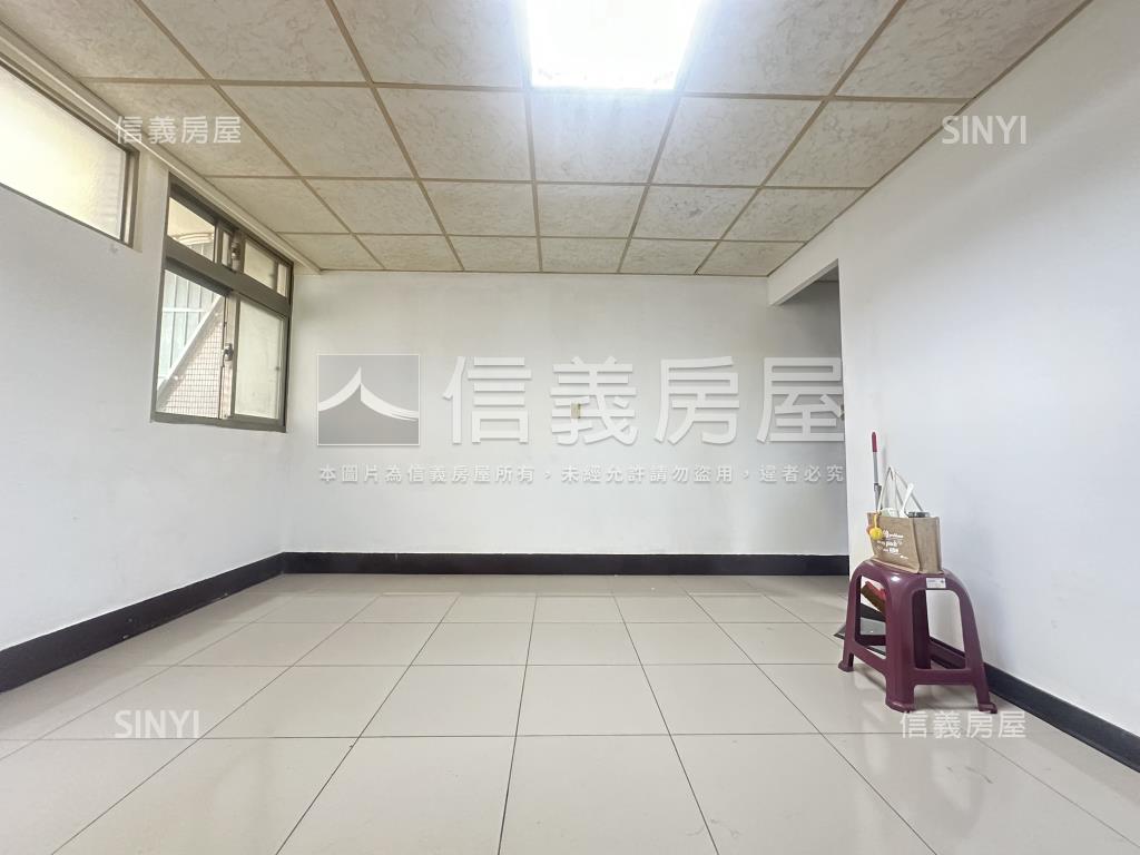公園首購兩房房屋室內格局與周邊環境