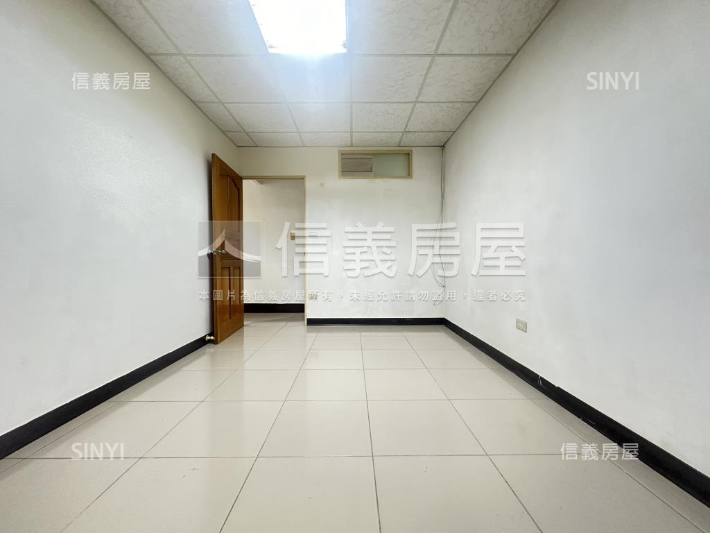 公園首購兩房房屋室內格局與周邊環境